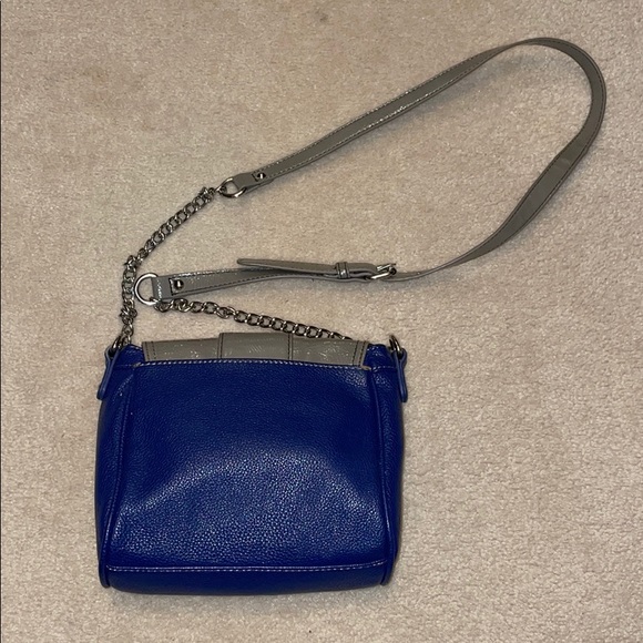 Cross body bag - Picture 2 of 7